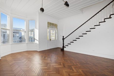 Photo of property in 54 Majoribanks Street, Mount Victoria, Wellington, 6011