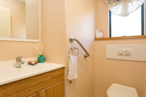 Photo of property in 2/20 Motutaiko Street, Taupo, 3330