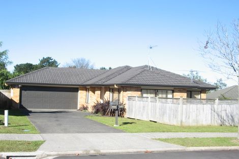 Photo of property in 11 Ashland Place, Weymouth, Auckland, 2103