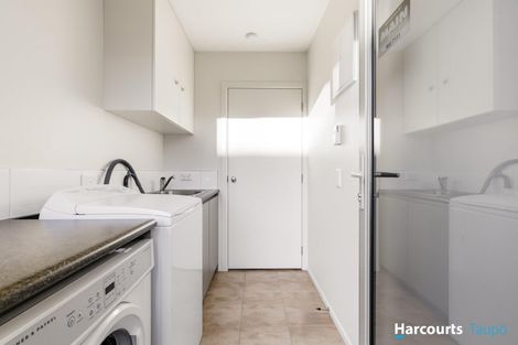 Photo of property in 10a Mere Road, Taupo, 3330