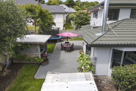 Photo of property in 203 Westchester Drive, Churton Park, Wellington, 6037