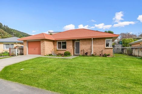 Photo of property in 25 Villa Grove, Paraparaumu, 5032