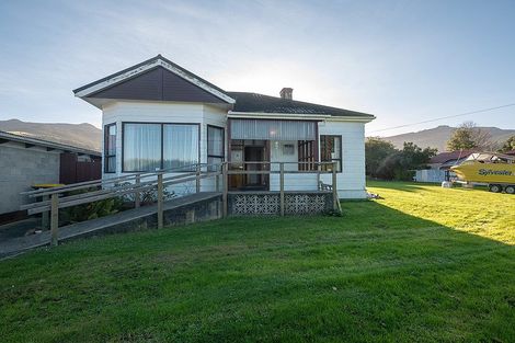 Photo of property in 38 Stevenson Avenue, Sawyers Bay, Port Chalmers, 9023