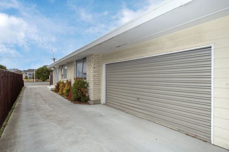 Photo of property in 1/66 Estuary Road, New Brighton, Christchurch, 8061