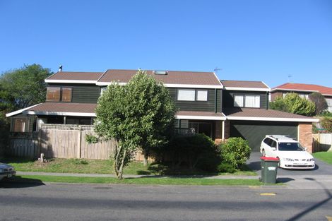 Photo of property in 185 Westchester Drive, Churton Park, Wellington, 6037