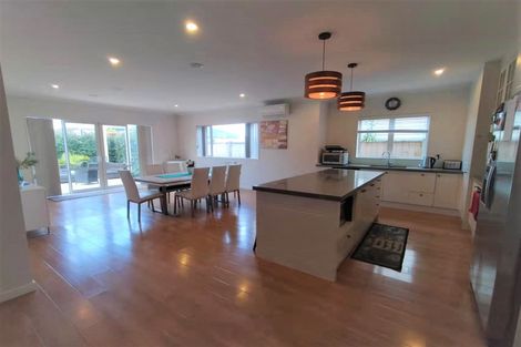 Photo of property in 69 Castlederg Drive, Flat Bush, Auckland, 2019