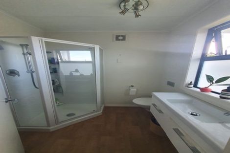 Photo of property in 14a Konini Road, Titirangi, Auckland, 0604