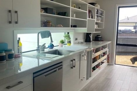 Photo of property in 123 Saint Kilda Road, Cambridge, 3434