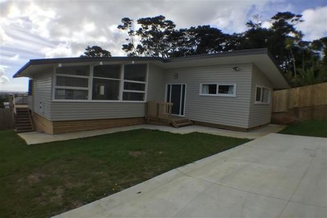 Photo of property in 213b Golf Road, Titirangi, Auckland, 0604