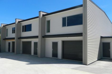 Photo of property in 19u7 Collins Avenue, Tawa, Wellington, 5028