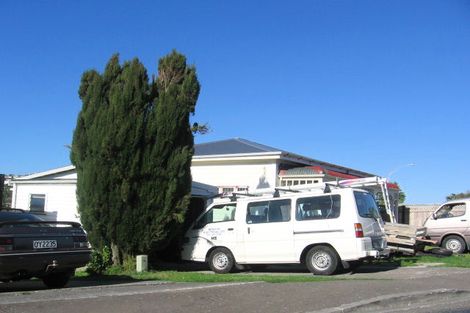 Photo of property in 2 Hawtrey Terrace, Johnsonville, Wellington, 6037