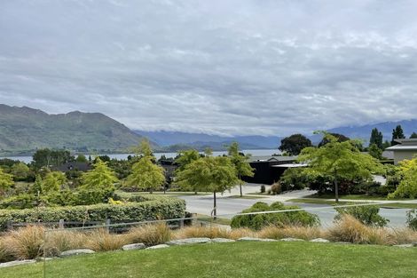Photo of property in 16 Forest Heights, Wanaka, 9305