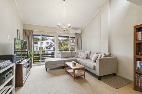Photo of property in 107a Churton Drive, Churton Park, Wellington, 6037