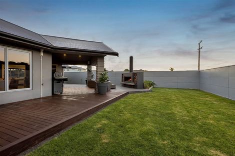 Photo of property in 1 Ta Paora Drive, Bell Block, New Plymouth, 4312