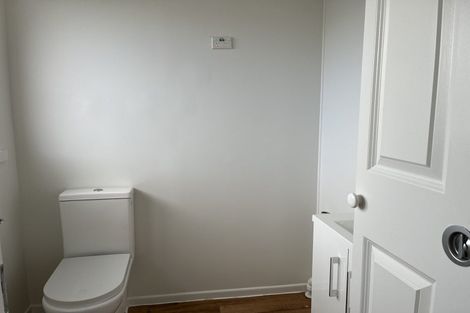 Photo of property in 79 La Rosa Street, Green Bay, Auckland, 0604