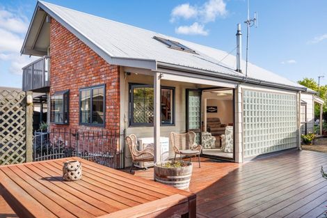 Photo of property in 141 Oxford Street, Ashhurst, 4810