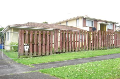Photo of property in 1/30 Ridgemount Rise, Mangere Bridge, Auckland, 2022