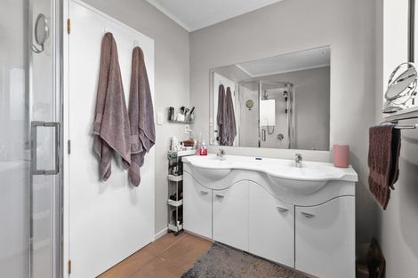 Photo of property in 41 Mcgreevy Street, Waipawa, 4210