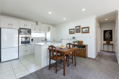Photo of property in 144b Gloucester Street, Taradale, Napier, 4112