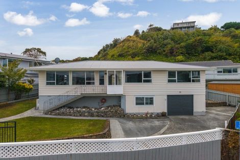 Photo of property in 11 Tweed Road, Papakowhai, Porirua, 5024