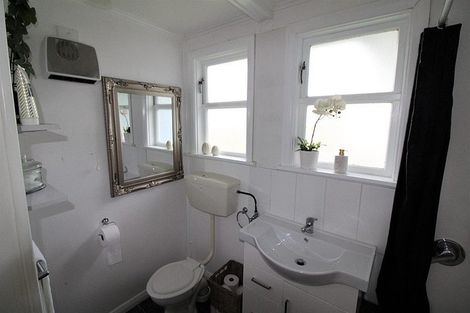 Photo of property in 10 Hayle Street, Holmes Hill, Oamaru, 9401