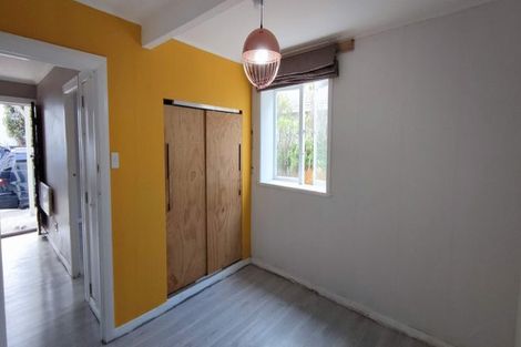 Photo of property in 4 Mills Road, Brooklyn, Wellington, 6021