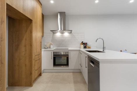 Photo of property in 5 Kohepiro Lane, Rosehill, Papakura, 2113