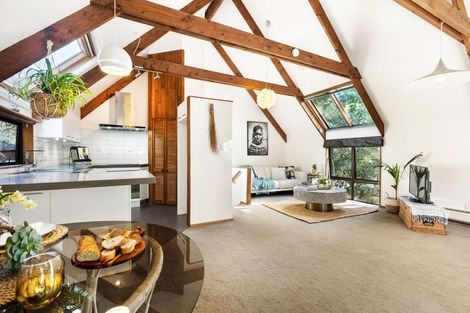 Photo of property in 113 Daffodil Street, Titirangi, Auckland, 0604