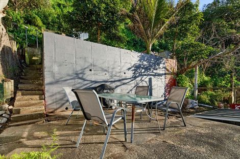 Photo of property in 197 Marine Parade, Seatoun, Wellington, 6022