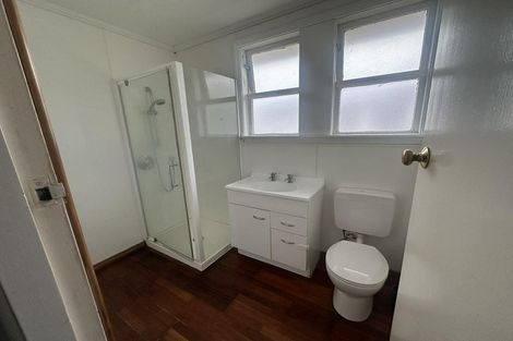 Photo of property in 5 Bird Grove, Stokes Valley, Lower Hutt, 5019