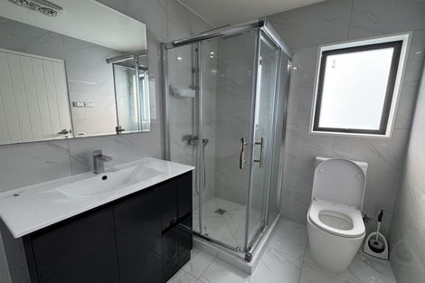 Photo of property in 276a Sturges Road, Henderson, Auckland, 0612