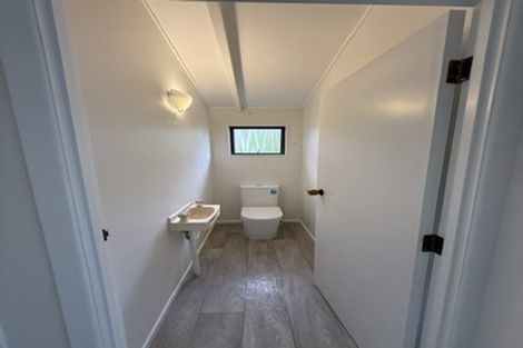 Photo of property in 5 Bush Point Road, Cable Bay, 0420