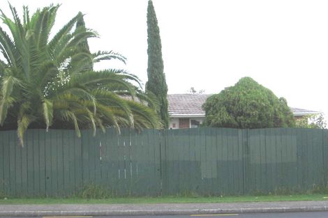 Photo of property in 140 Rathgar Road, Henderson, Auckland, 0610