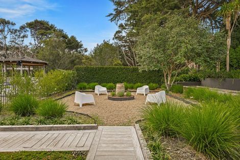 Photo of property in 6 Emily Lane, Greenhithe, Auckland, 0632