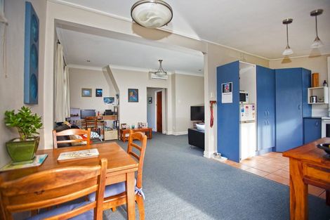 Photo of property in 63 Endeavour Street, Lyall Bay, Wellington, 6022