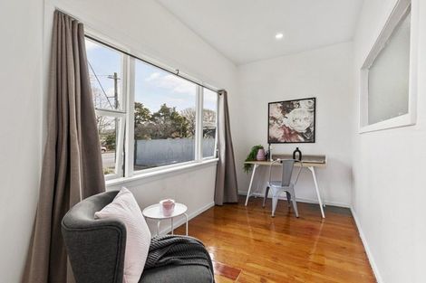 Photo of property in Peregrine Flats, 81a Ward Street, Wallaceville, Upper Hutt, 5018