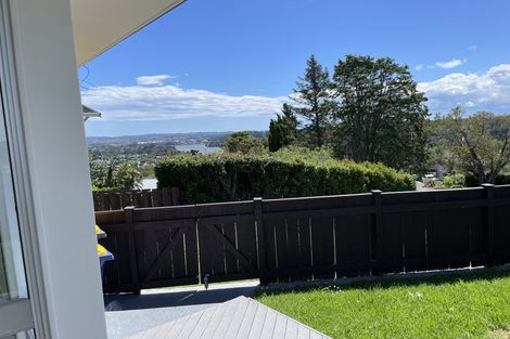 Photo of property in 1/4 Pemberton Avenue, Bayview, Auckland, 0629