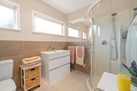 Photo of property in 89 Gloria Avenue, Te Atatu Peninsula, Auckland, 0610