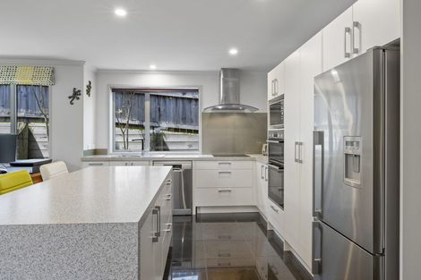 Photo of property in 3a Lorna Street, Lynmouth, New Plymouth, 4310