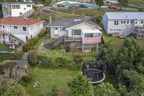 Photo of property in 21 Waiho Terrace, Elsdon, Porirua, 5022