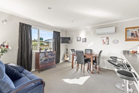 Photo of property in 1 Mcilwaine Place, Marton, 4710