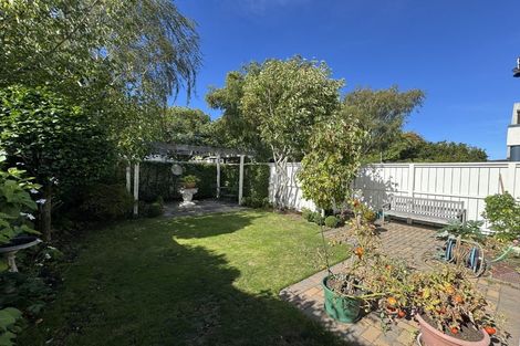 Photo of property in 275 Memorial Avenue, Burnside, Christchurch, 8053