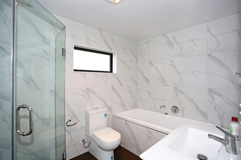 Photo of property in 112a Longford Park Drive, Takanini, 2112