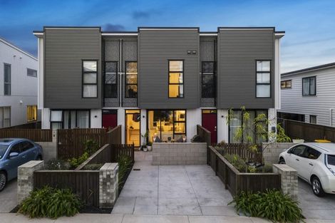 Photo of property in 7 Sacred Kingfisher Road, Hobsonville, Auckland, 0616