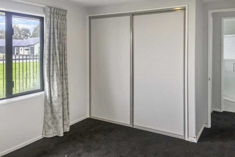 Photo of property in 6 Luxembourg Crescent, Halswell, Christchurch, 8025