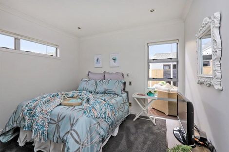 Photo of property in 21 Tasman Drive, Poraiti, Napier, 4112