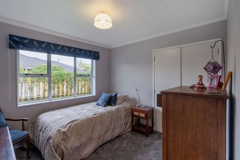 Photo of property in 16 Easton Way, Levin, 5510