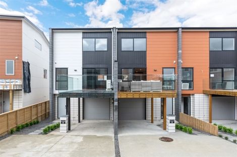 Photo of property in 6 Meritage Lane, Te Atatu South, Auckland, 0610