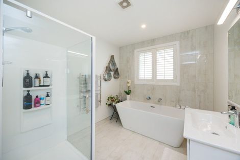 Photo of property in 11 Silicon Way, Fitzherbert, Palmerston North, 4410