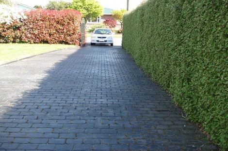 Photo of property in 32 Flower Street, Bryndwr, Christchurch, 8053